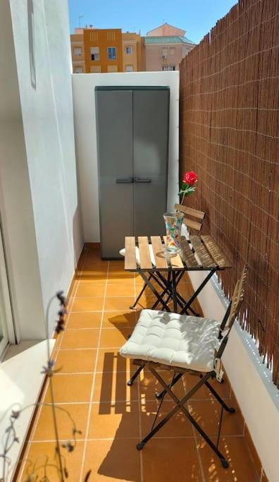 Estudio 52 Malaga Centrico Parking Gratuito Apartment Exterior photo
